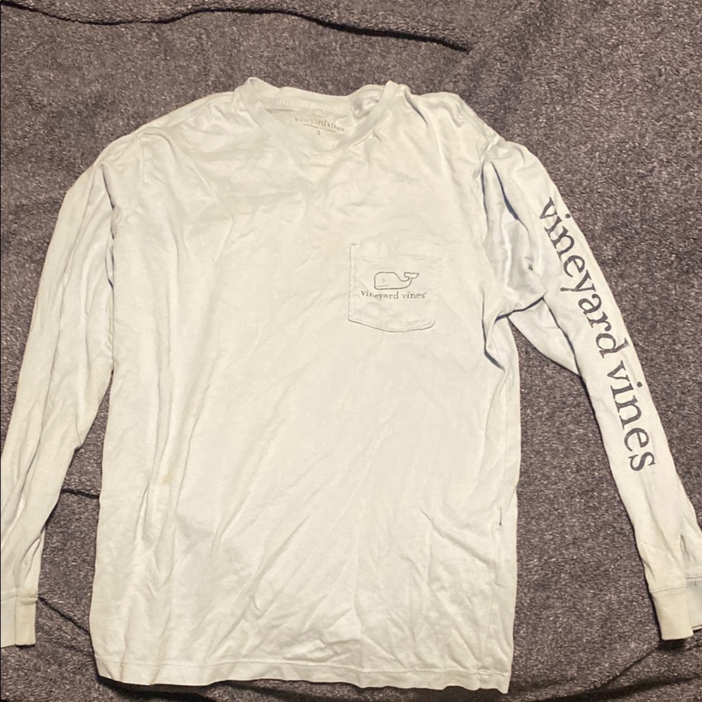 Vineyard Vines Vintage Whale 100% Cotton Long Sleeve Pocket Tee (Jake Blue)